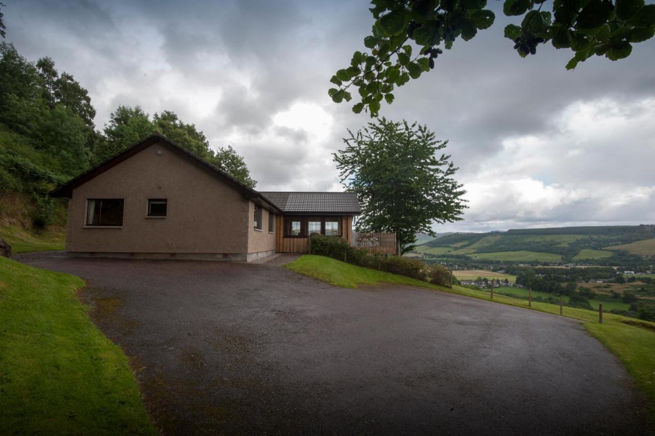 Achmony Holidays Villa Drumnadrochit Exterior photo